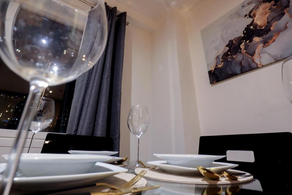 Canary Wharf 1-bedroom Apartment, Sleeps 3 - Prime Location London